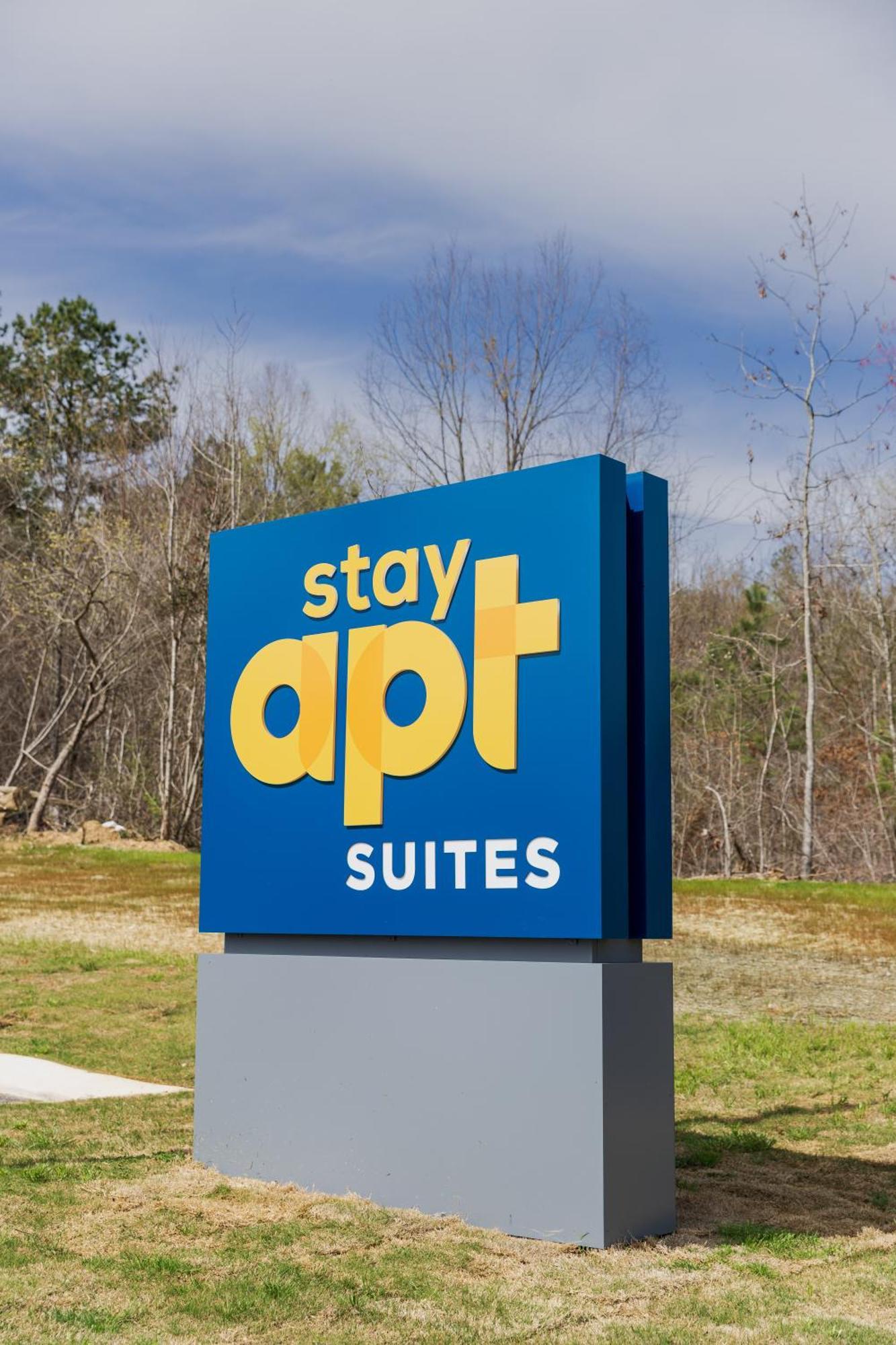 Stayapt Suites Charlotte North 亨特斯维尔 外观 照片